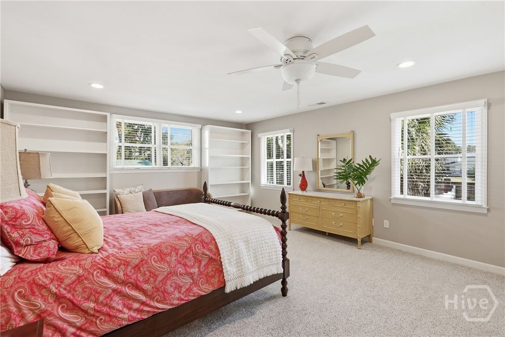 Image 38 of property listing at 8815 Whitefield, Savannah, GA 31406