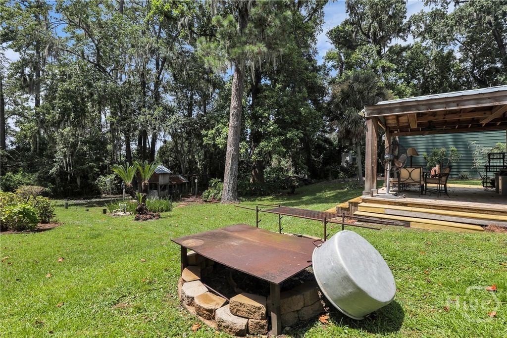 Image 49 of property listing at 8815 Whitefield, Savannah, GA 31406