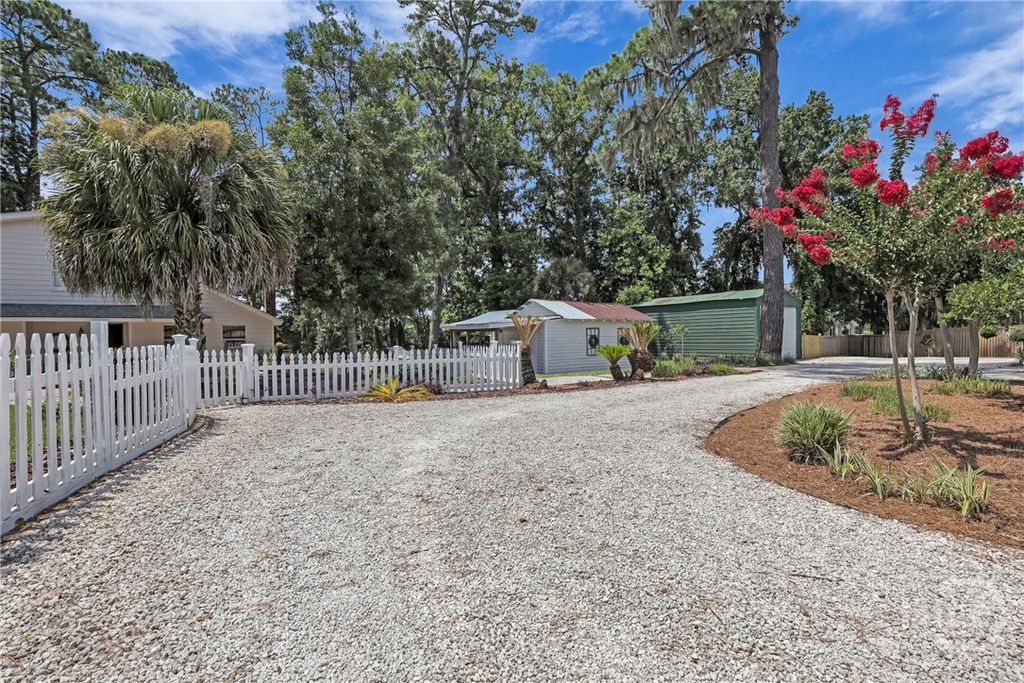 Image 59 of property listing at 8815 Whitefield, Savannah, GA 31406