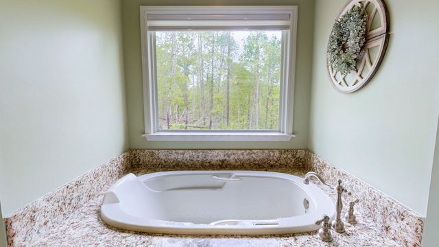 48 Sweet Springs Rd, Kelso, TN 37348
