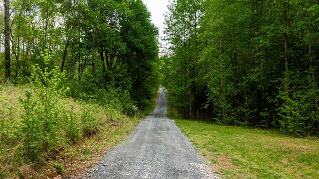 48 Sweet Springs Rd, Kelso, TN 37348