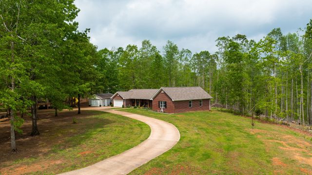 48 Sweet Springs Rd, Kelso, TN 37348