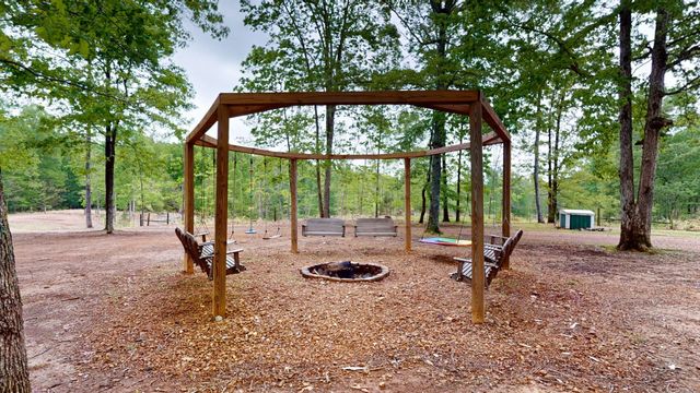48 Sweet Springs Rd, Kelso, TN 37348
