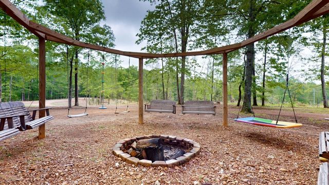 48 Sweet Springs Rd, Kelso, TN 37348