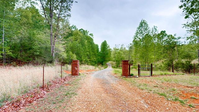 48 Sweet Springs Rd, Kelso, TN 37348
