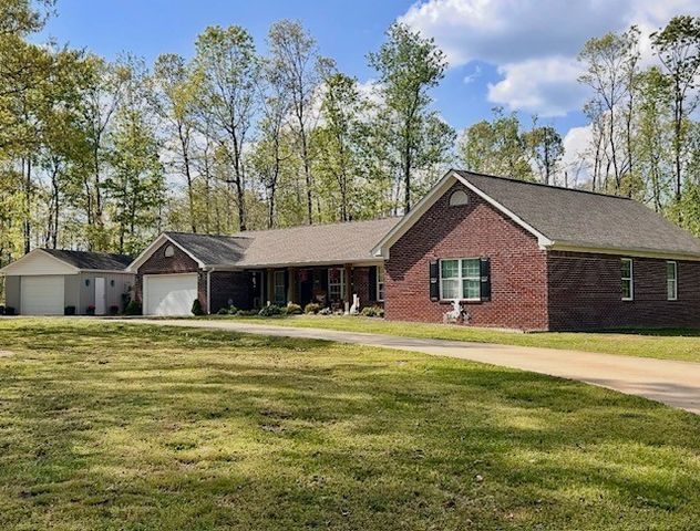 48 Sweet Springs Rd, Kelso, TN 37348