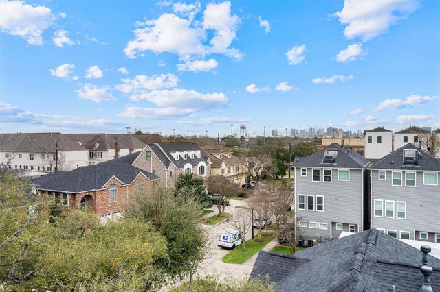 4023 Lanark Lane A, Houston, TX 77025