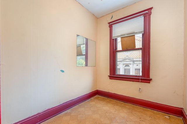 335 E 17th Street, Covington, KY 41014