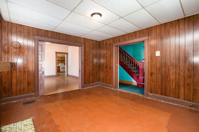 335 E 17th Street, Covington, KY 41014