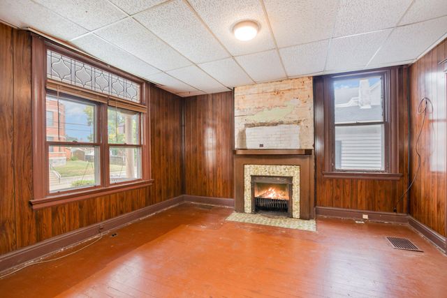 335 E 17th Street, Covington, KY 41014