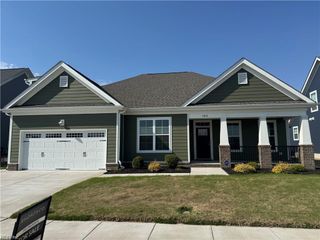 2231 Captiva LN, Chesapeake, VA 23321