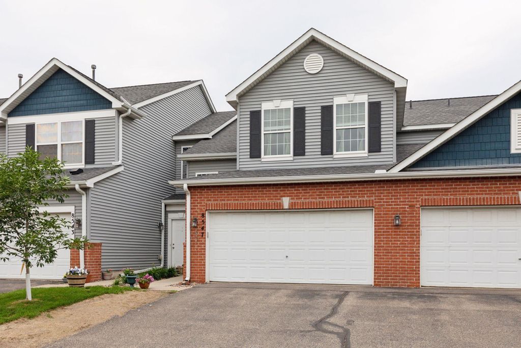8547 Grove Circle, Shakopee, MN 55379