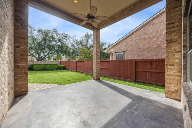5826 Santa Fe Springs Drive, Houston, TX 77041