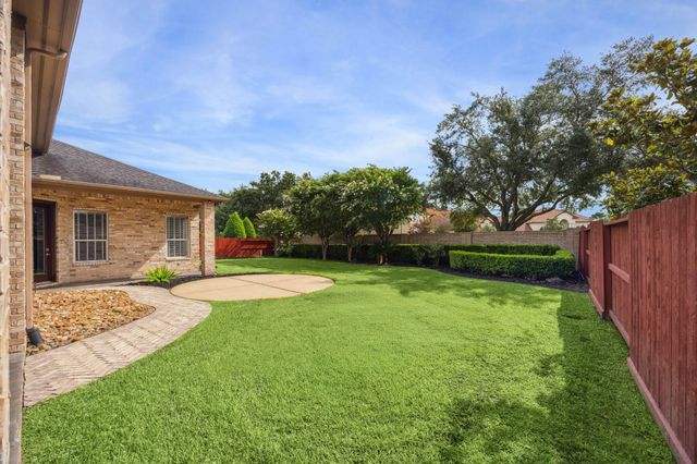 5826 Santa Fe Springs Drive, Houston, TX 77041