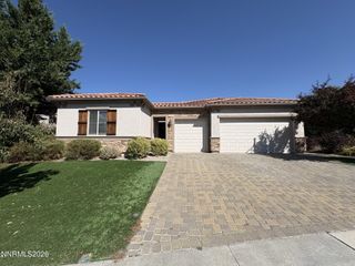 855 Sienna Park Drive, Reno, NV 89512