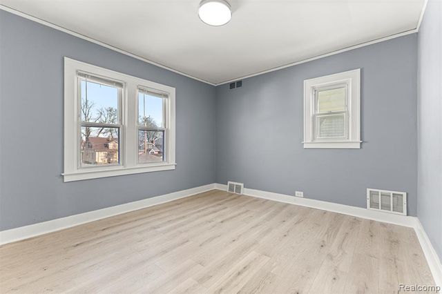 6842 Jonathon Street, Dearborn, MI 48126