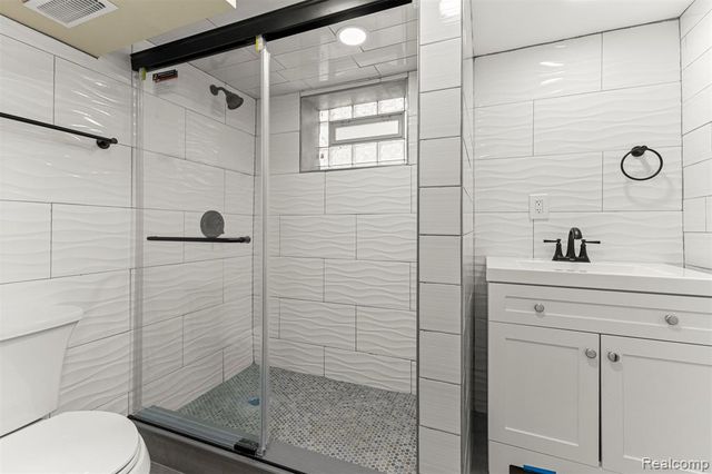 6842 Jonathon Street, Dearborn, MI 48126