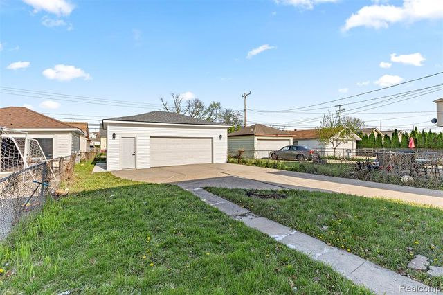 6842 Jonathon Street, Dearborn, MI 48126