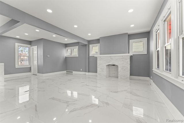 6842 Jonathon Street, Dearborn, MI 48126