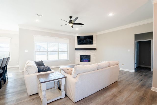 55 W Mount Tabor, Cabot, AR 72023