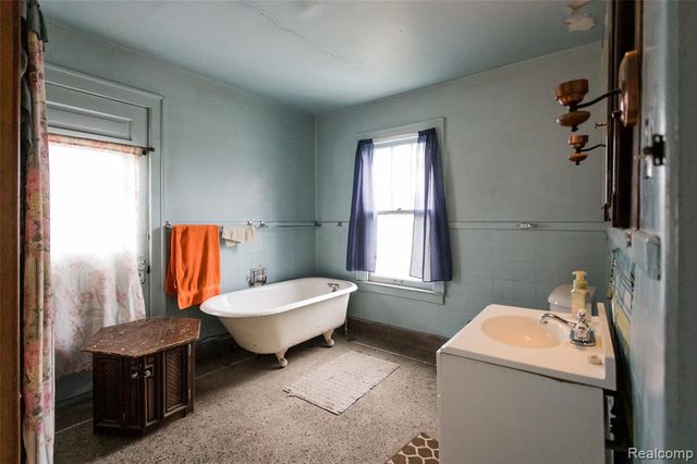 12096 Meyers Road, Detroit, MI 48227