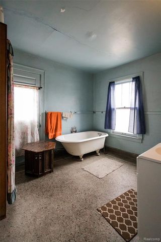 12096 Meyers Road, Detroit, MI 48227