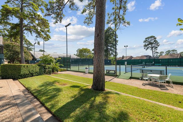 3214 Candlewood Lane, Montgomery, TX 77356