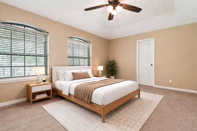 3214 Candlewood Lane, Montgomery, TX 77356