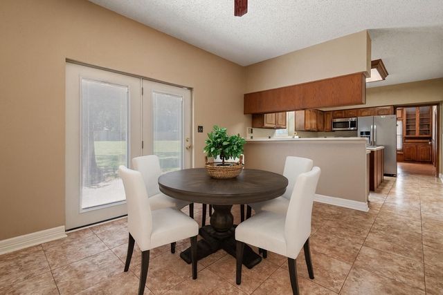 3214 Candlewood Lane, Montgomery, TX 77356