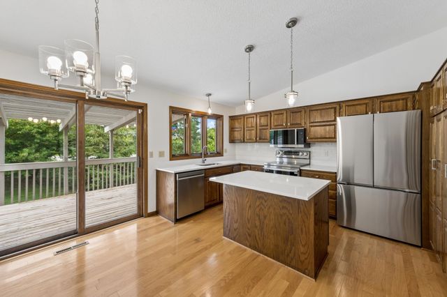 9526 Woodbridge Road, Bloomington, MN 55438