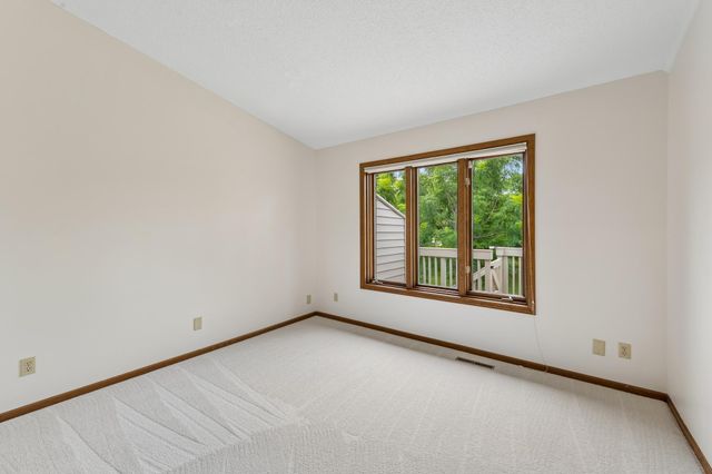 9526 Woodbridge Road, Bloomington, MN 55438