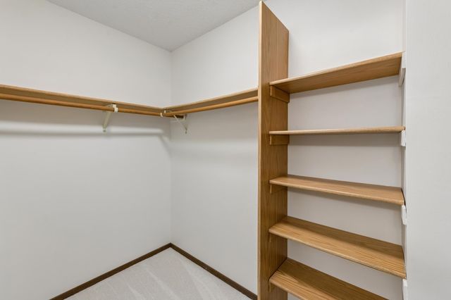 9526 Woodbridge Road, Bloomington, MN 55438