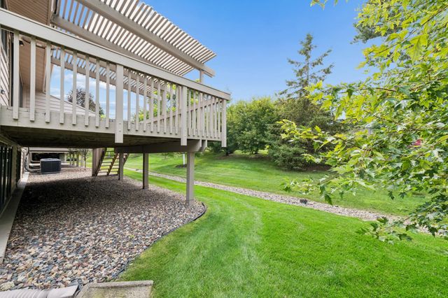 9526 Woodbridge Road, Bloomington, MN 55438