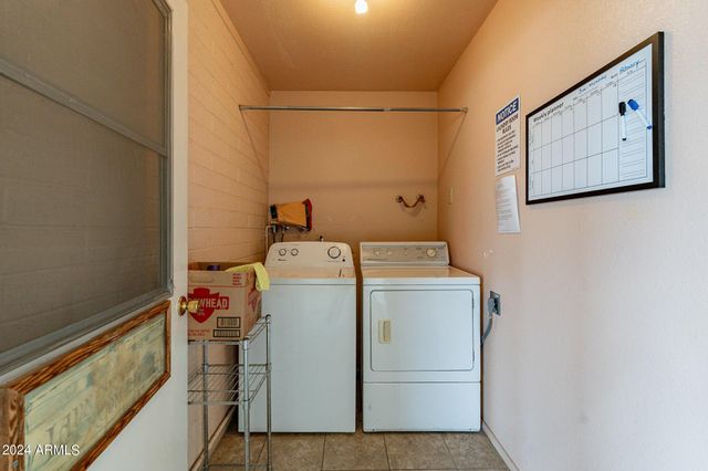 6407 E Butte Street Apt 5, Mesa, AZ 85205