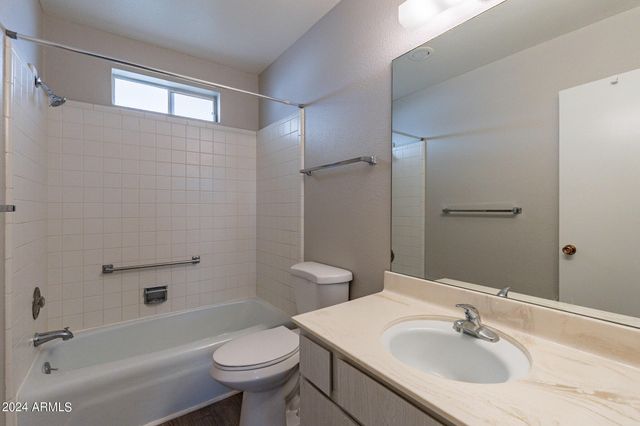 6407 E Butte Street Apt 5, Mesa, AZ 85205