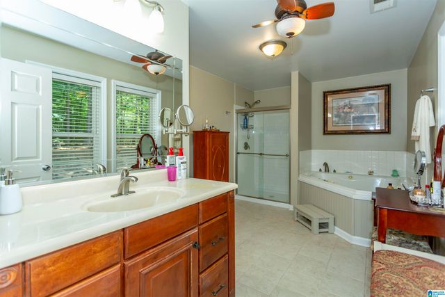 2176 OLD HAYDEN ROAD, Warrior, AL 35180