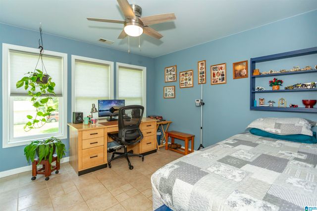 2176 OLD HAYDEN ROAD, Warrior, AL 35180