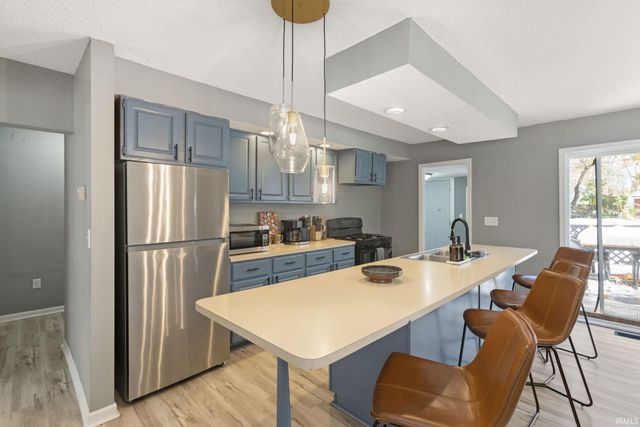 52912 Francis Street, South Bend, IN 46637