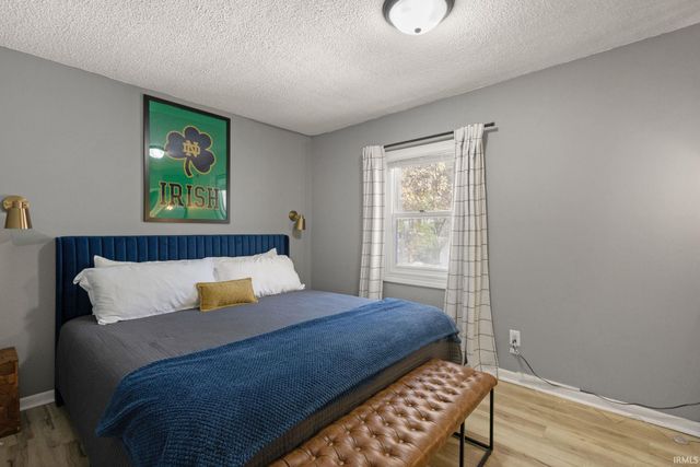 52912 Francis Street, South Bend, IN 46637