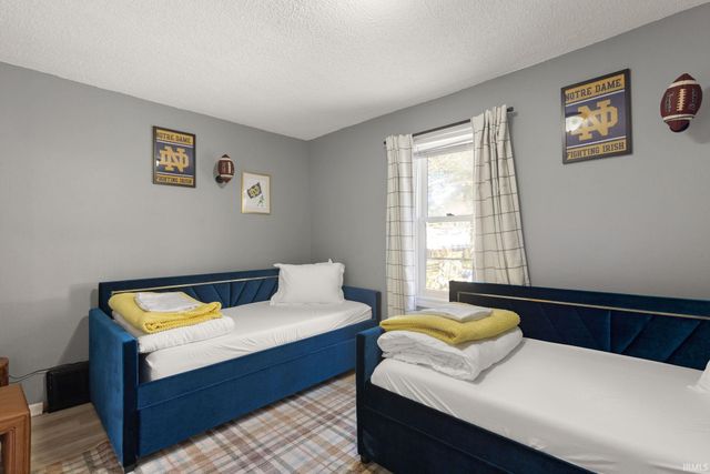 52912 Francis Street, South Bend, IN 46637