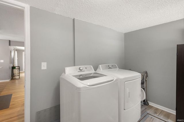 52912 Francis Street, South Bend, IN 46637