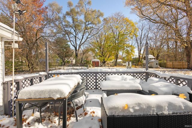 52912 Francis Street, South Bend, IN 46637