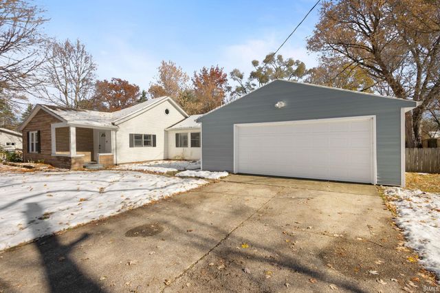 52912 Francis Street, South Bend, IN 46637