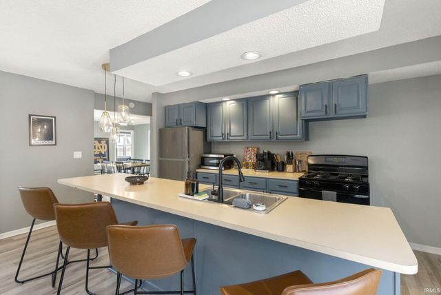 52912 Francis Street, South Bend, IN 46637