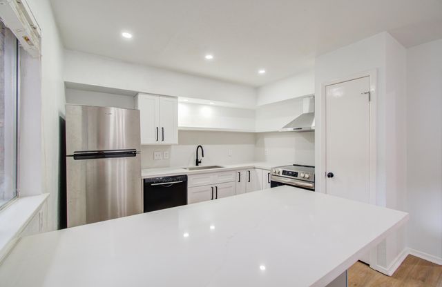 4040 San Felipe Street 125, Houston, TX 77027