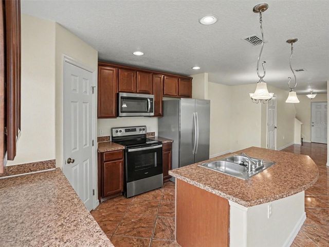 6105 TIMBER CREST DRIVE, St Cloud, FL 34772