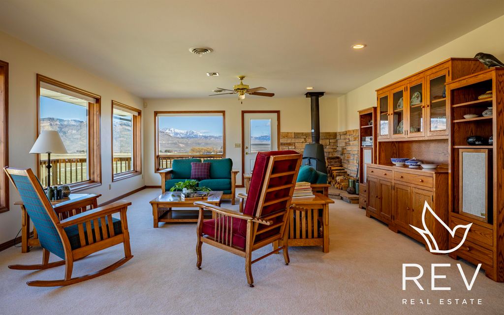 272 Road 6RT, Cody, WY 82414 photo 11