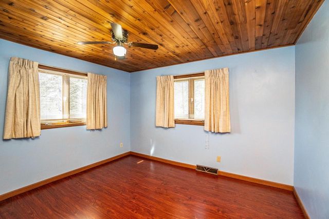 6372 Wildlife ROAD, Allenton, WI 53002