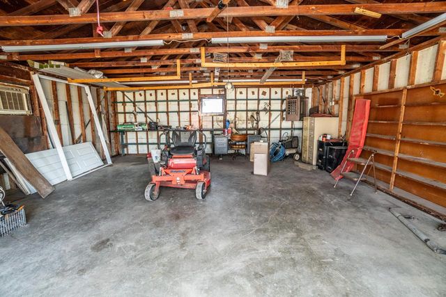 6372 Wildlife ROAD, Allenton, WI 53002