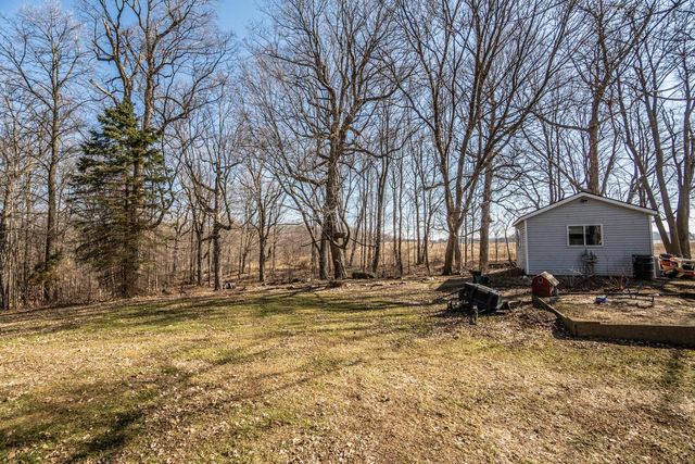 6372 Wildlife ROAD, Allenton, WI 53002